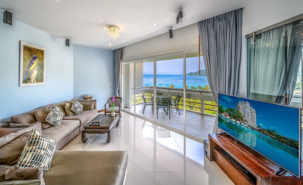 Royal Suite, 2 Bedrooms, Sea View - Photo 9
