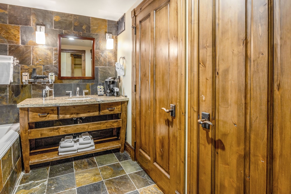 Double King Room - Photo 12