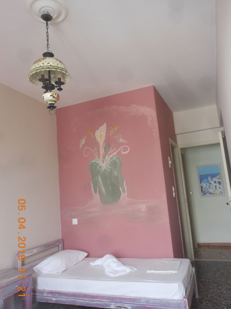 Standard Room photo 3