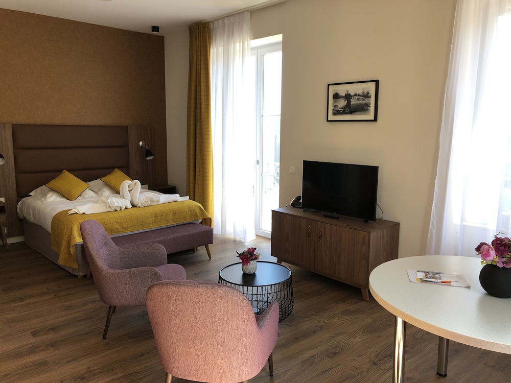 Basic Studio, Accessible, Ensuite (Studio)