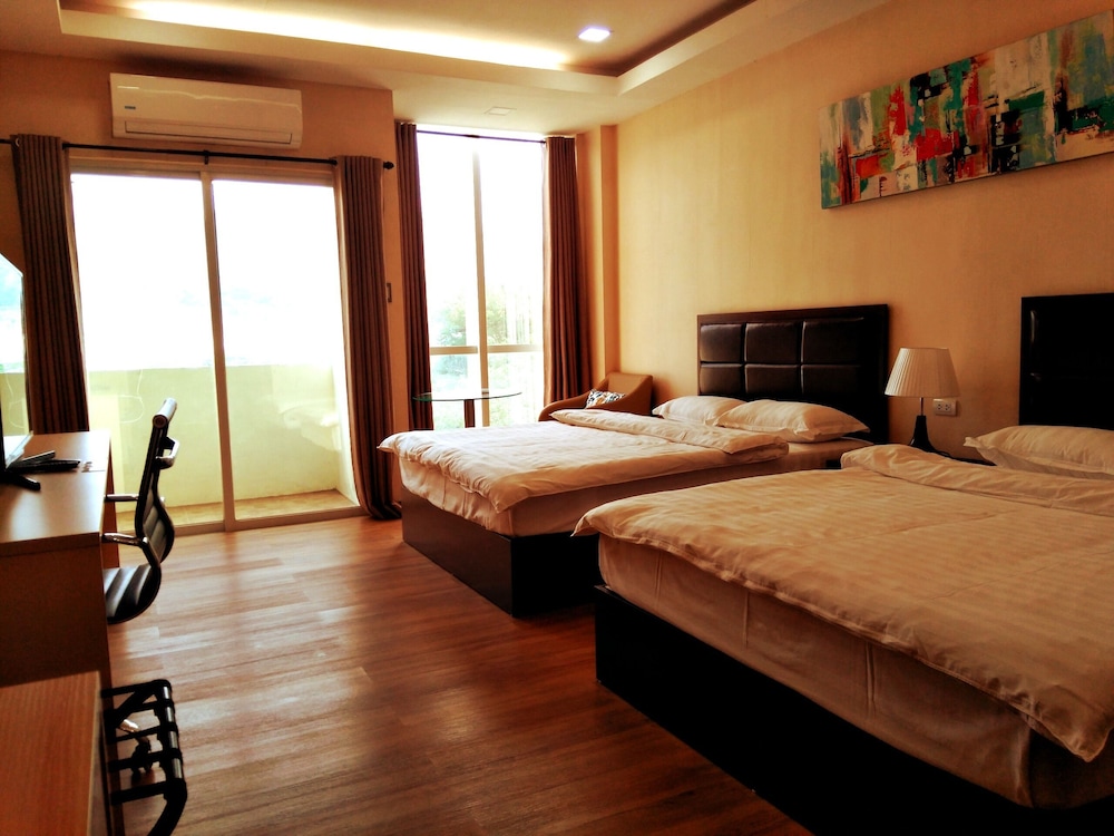 Luxury Room, 2 Queen Beds photo 3