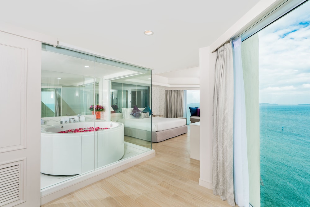 Theme Suite Two Bedrooms Thai Modern - Photo 9