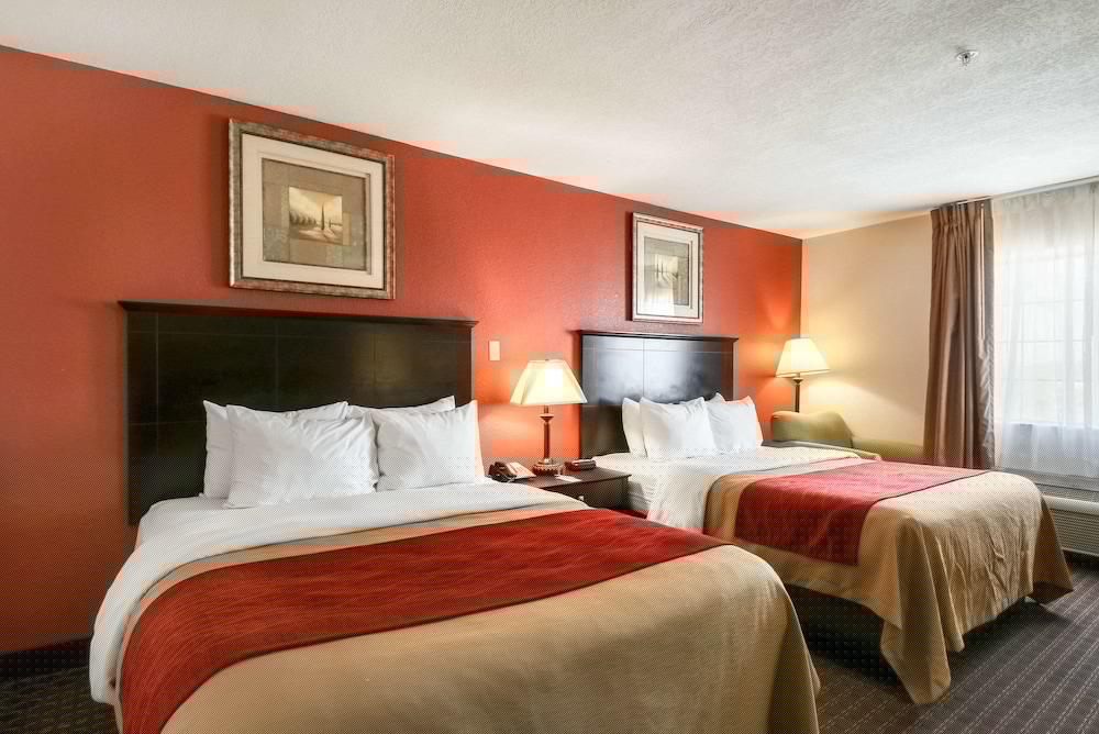 Suite, 2 Queen Beds, Accessible, Non Smoking photo 1