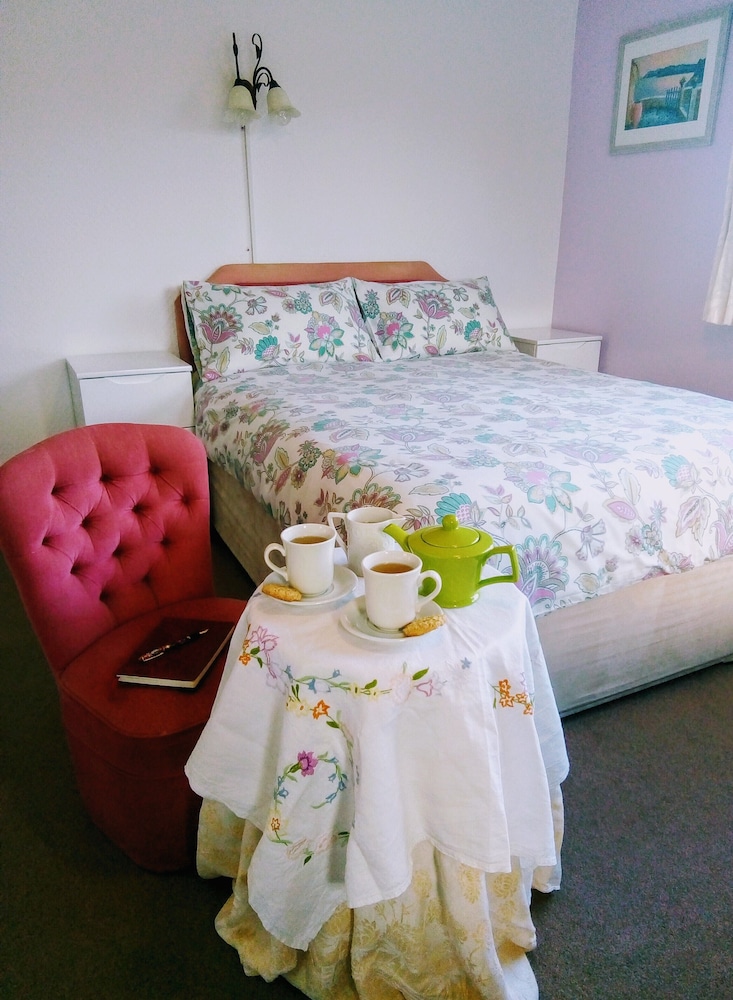 Twin Room, Ensuite - Photo 3