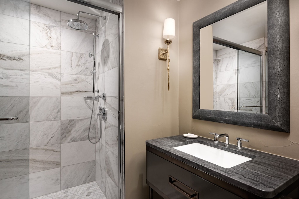 Standard Suite, 1 Bedroom, Accessible - Photo 5