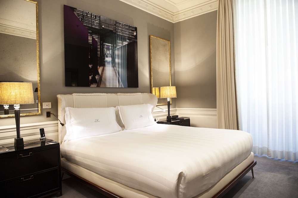 Superior Double Room, Balcony photo 2