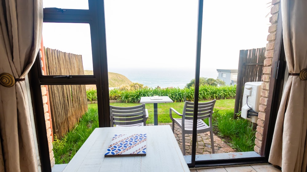 Classic Double Room, Ocean View photo 3