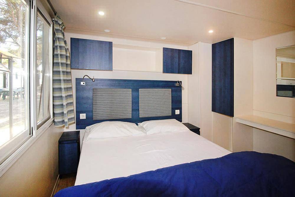 Deluxe Mobile Home