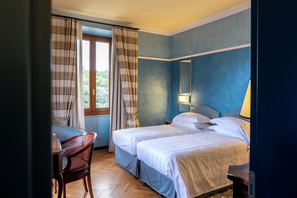 Deluxe Double Room - Photo 1