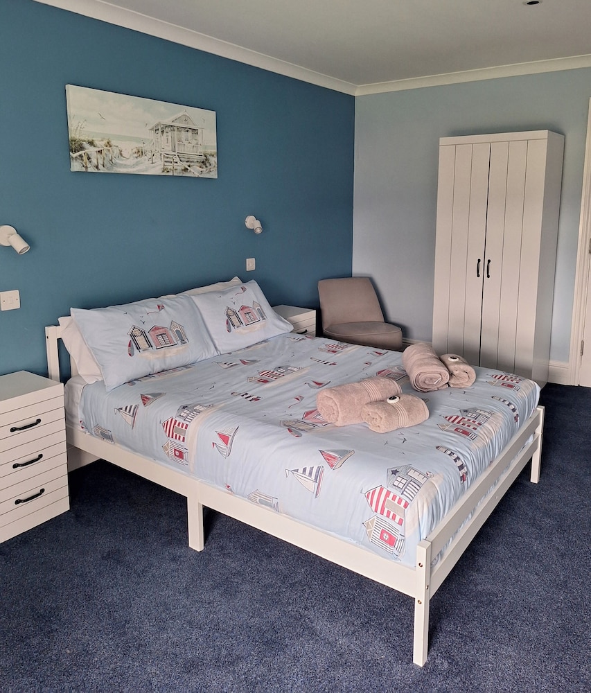 Room-comfortable and Spacious With Sceni, Foto 12