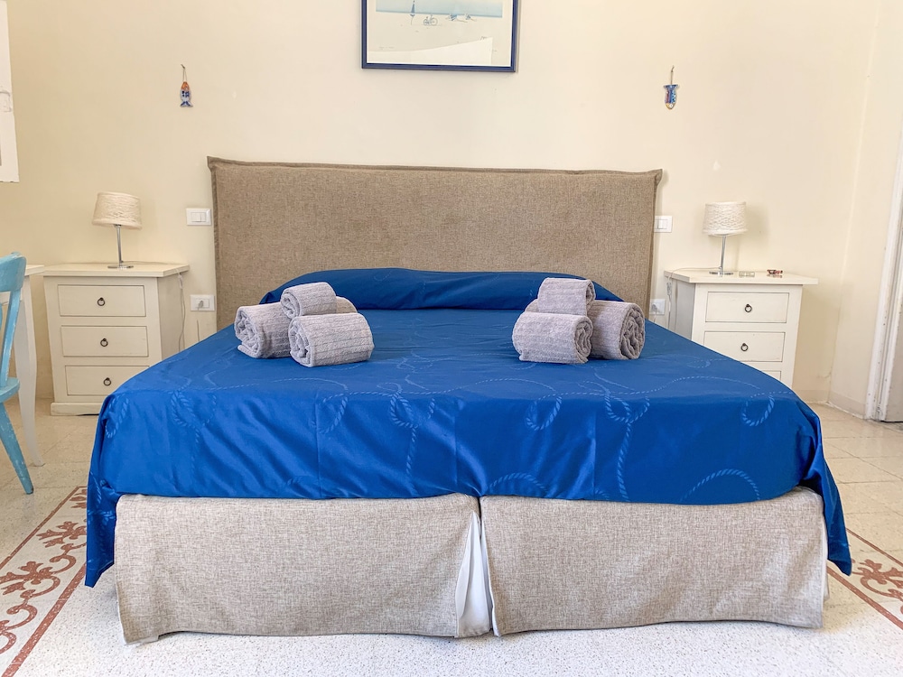 Deluxe Double or Twin Room, 2 Bedrooms, Ensuite, City View photo 1