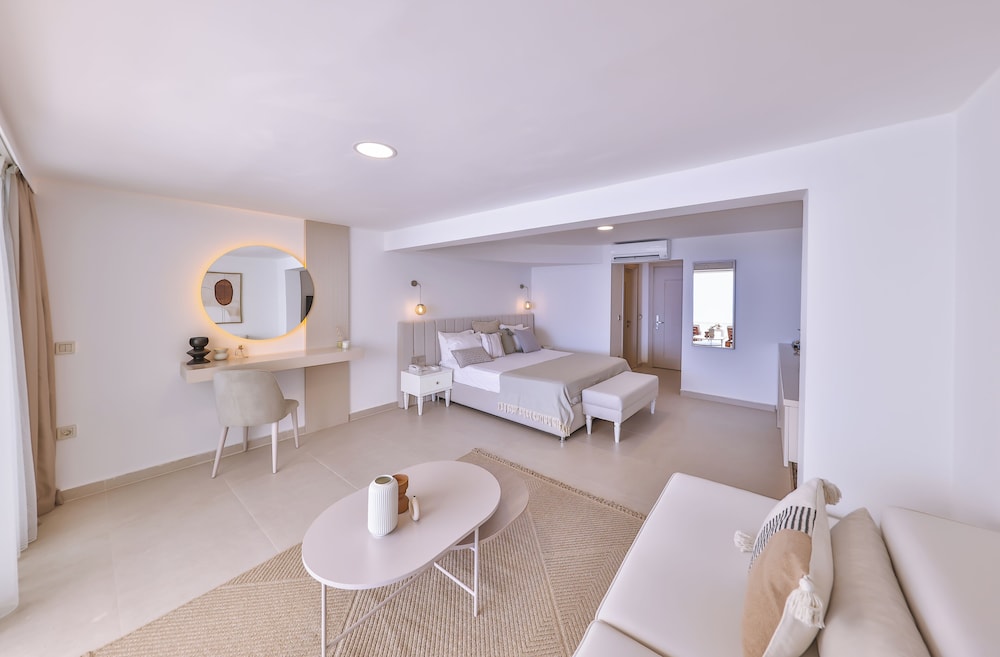 Deluxe Room, Private Pool, Sea View photo 3