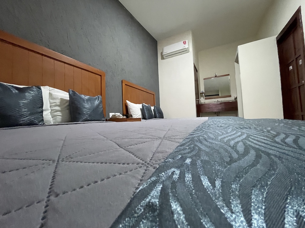 Deluxe Room, 2 Double Beds