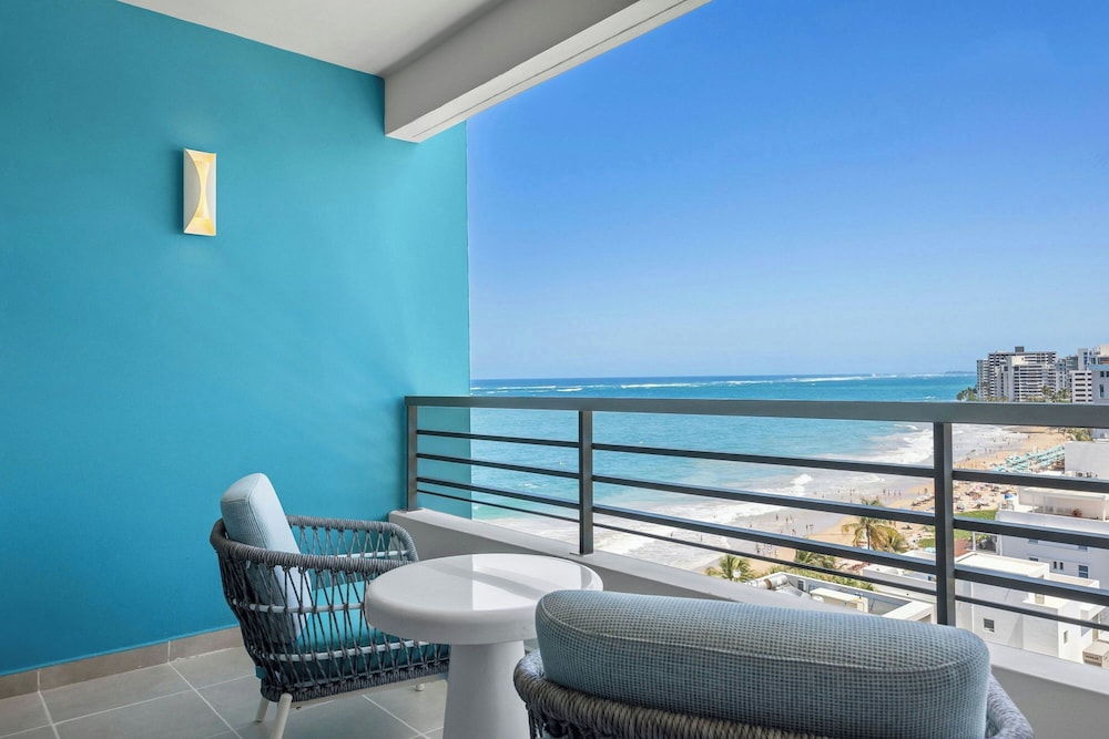 Deluxe Suite, 1 Bedroom photo 3