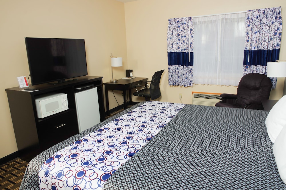Standard Room, 1 King Bed photo 3