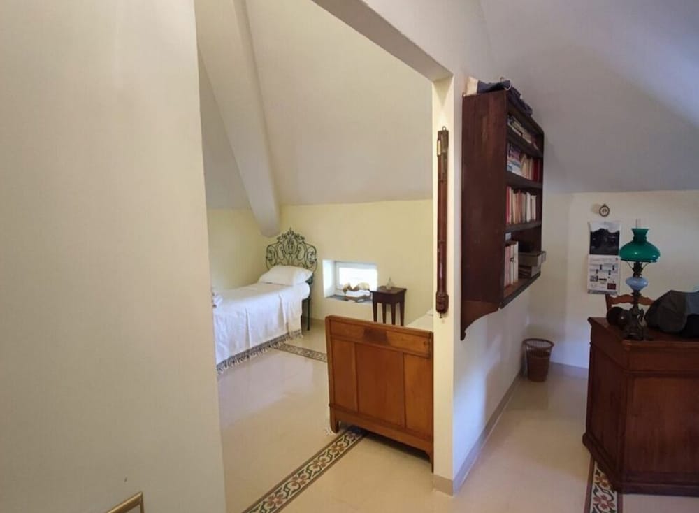 Villa photo 3