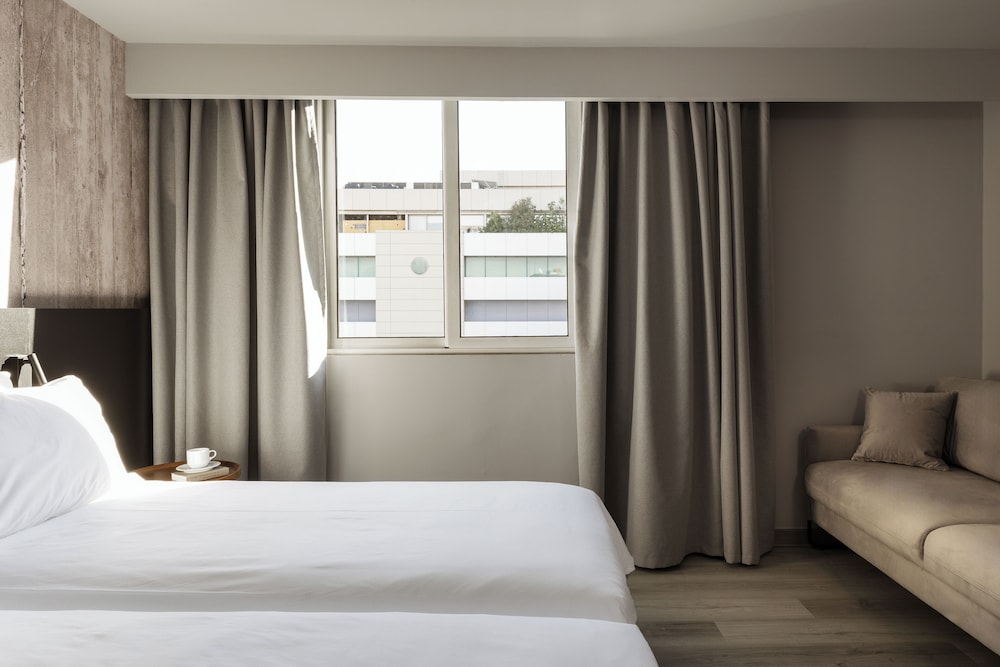 Superior Double Room, 1 Queen Bed with Sofa bed photo 2