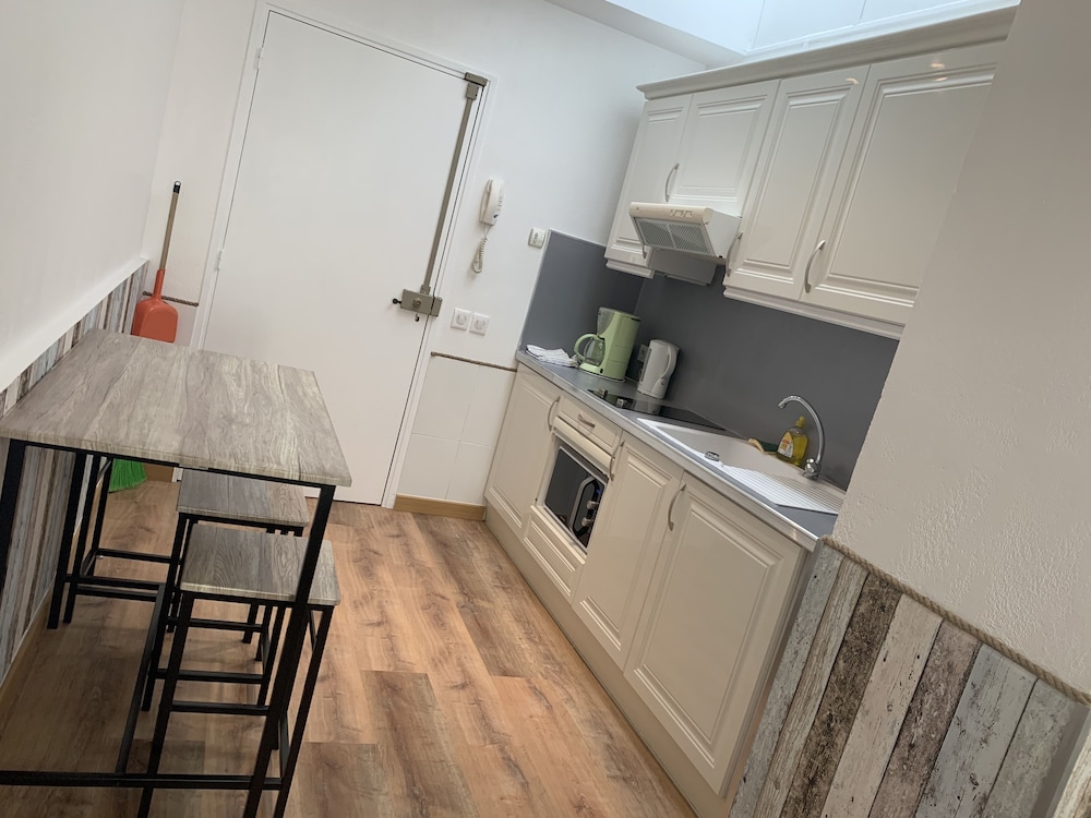 Standard Apartment (4) - Photo 4