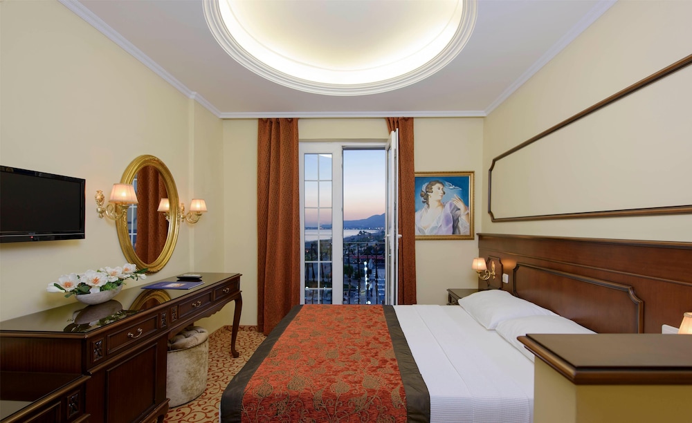 Comfort Double Room, 1 Double Bed, Partial Sea View photo 3