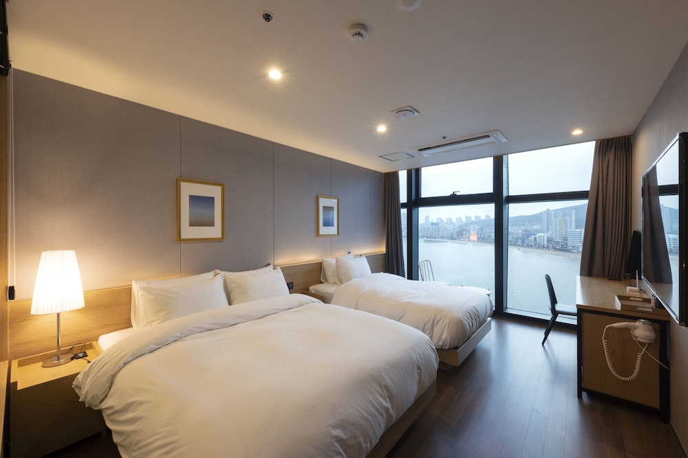 Premium Twin Room, Ocean View