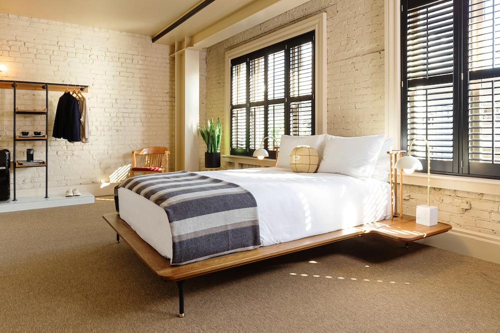 Room, 1 Queen Bed, Accessible - Photo 4
