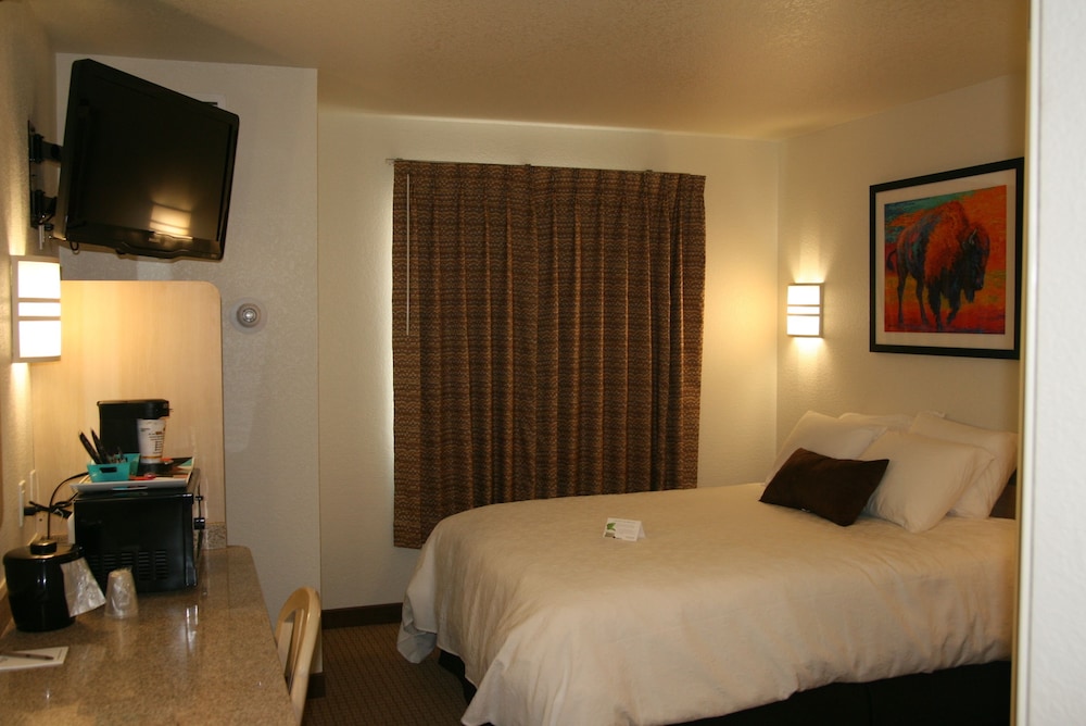 Standard Room, 1 Queen Bed photo 1
