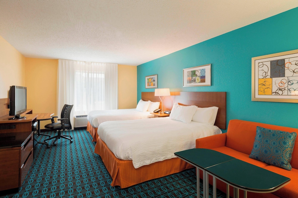 Room, 2 Queen Beds (Hearing Accessible) - Photo 3