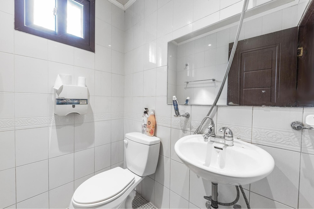 Basic Room, 1 Bedroom (A-2(Mountain View)) - Photo 7