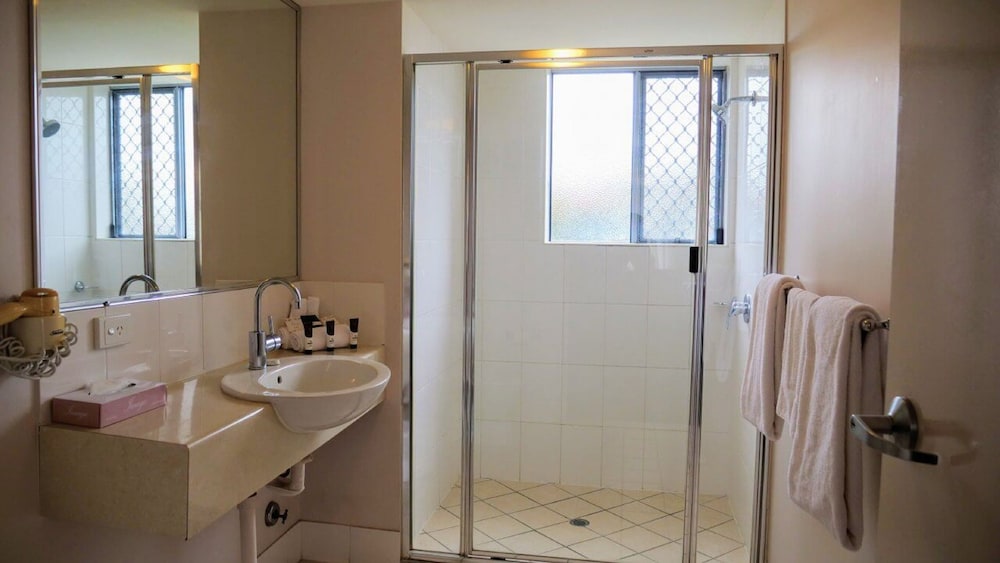 Family Suite, 1 Bedroom, Non Smoking, Kitchenette photo 3