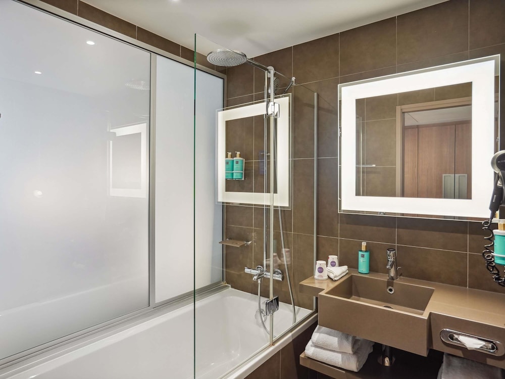 Executive Room, 1 Double Bed, Terrace thumbnail 6