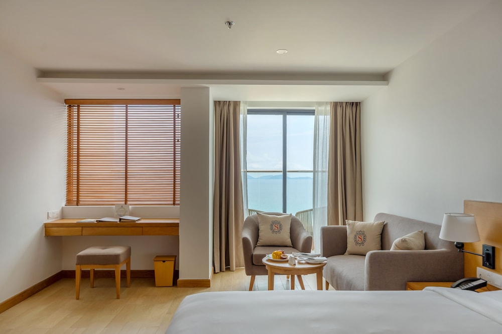 Grand Room, Ocean View - Photo 4