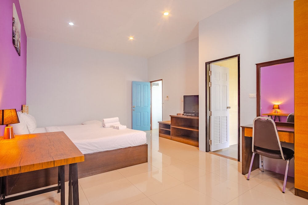 Suite, 2 Bedrooms photo 2