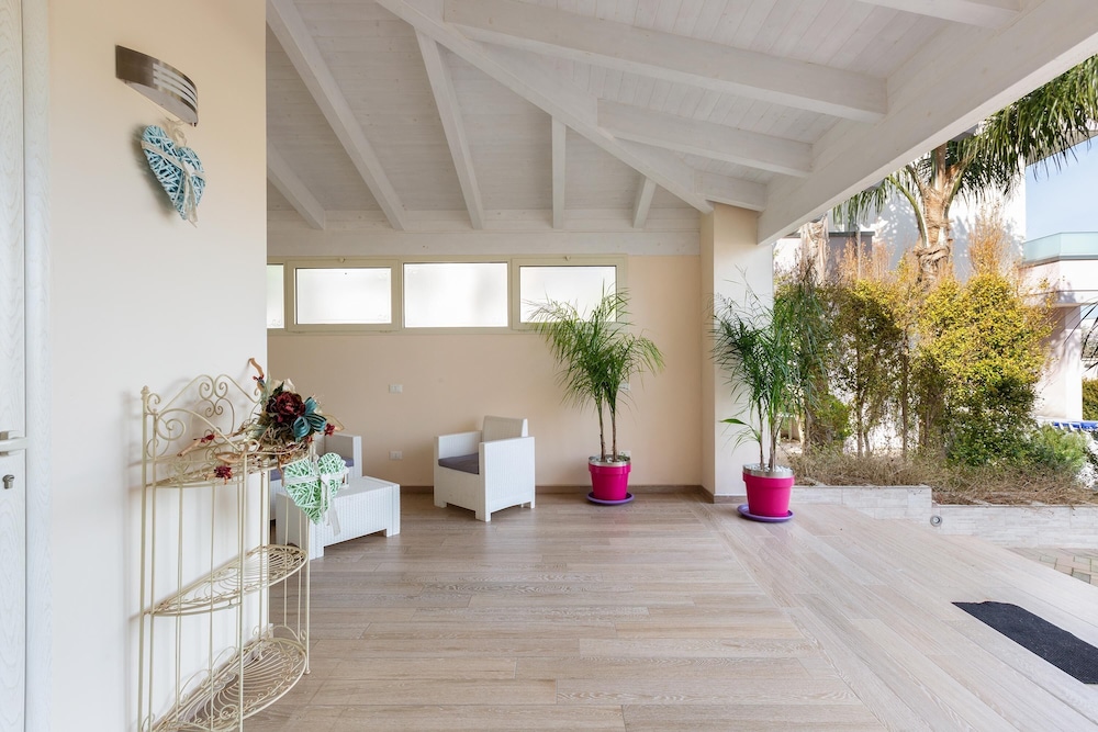 House, 2 Bedrooms (Prestige) photo 2