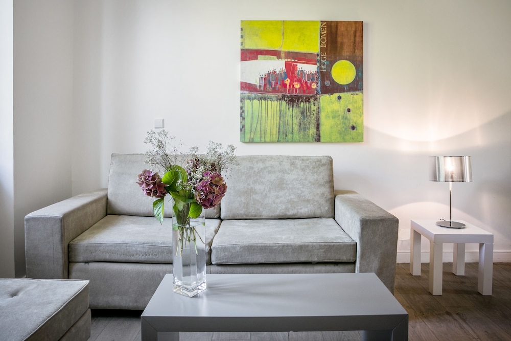 Apartment - Photo 5