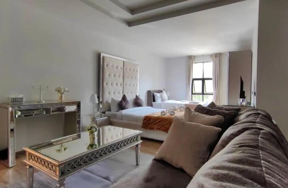 Elite Double Room, Garden View