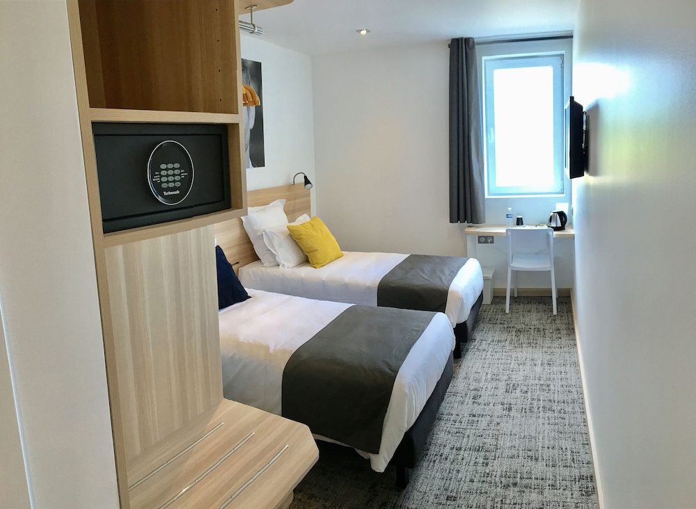 Comfort Twin Room, 2 Twin Beds photo 3