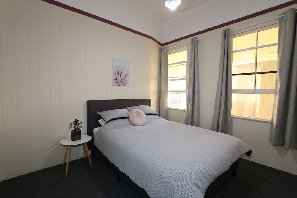 Apartment 3 photo 1