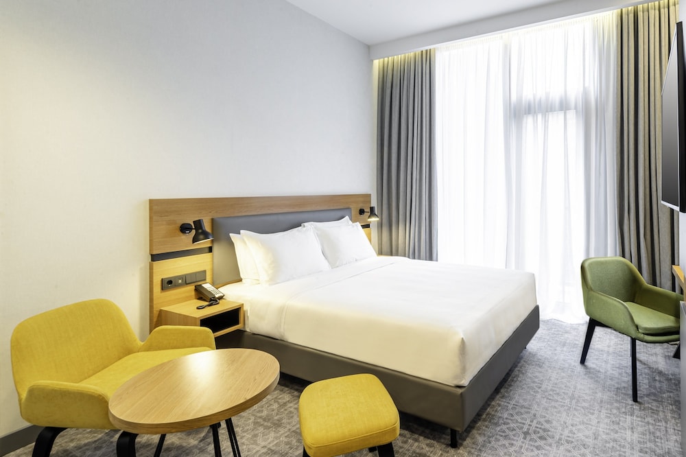 Standard Room, 1 Queen or 2 Twin Beds photo 3