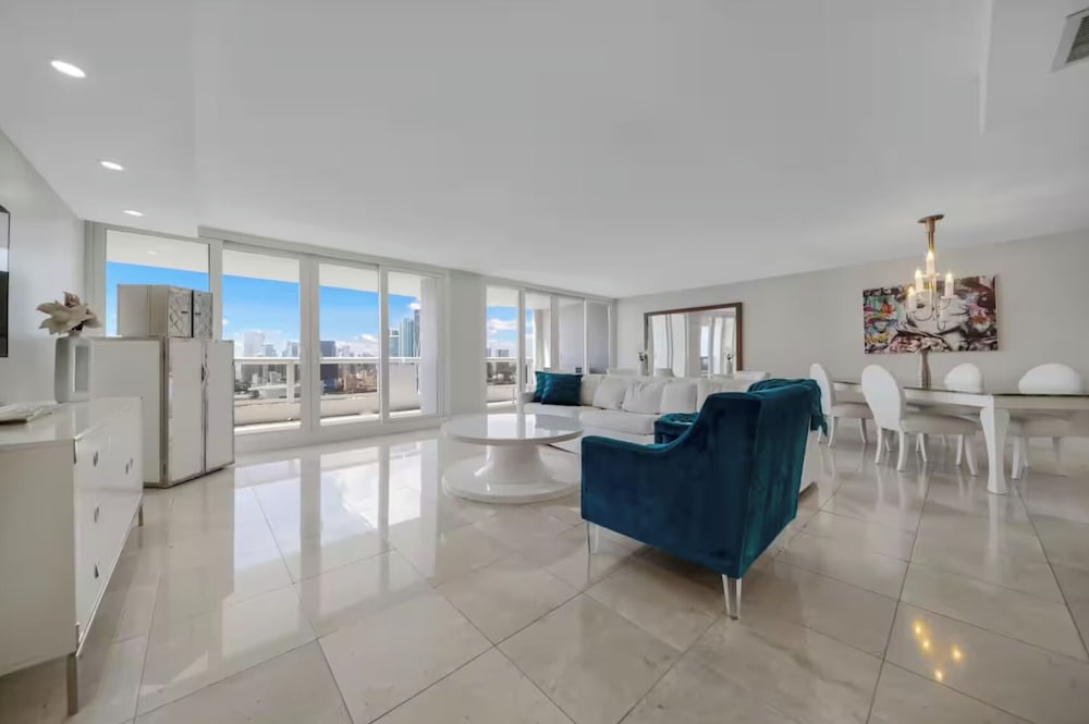 Penthouse, 2 Bedrooms photo 1