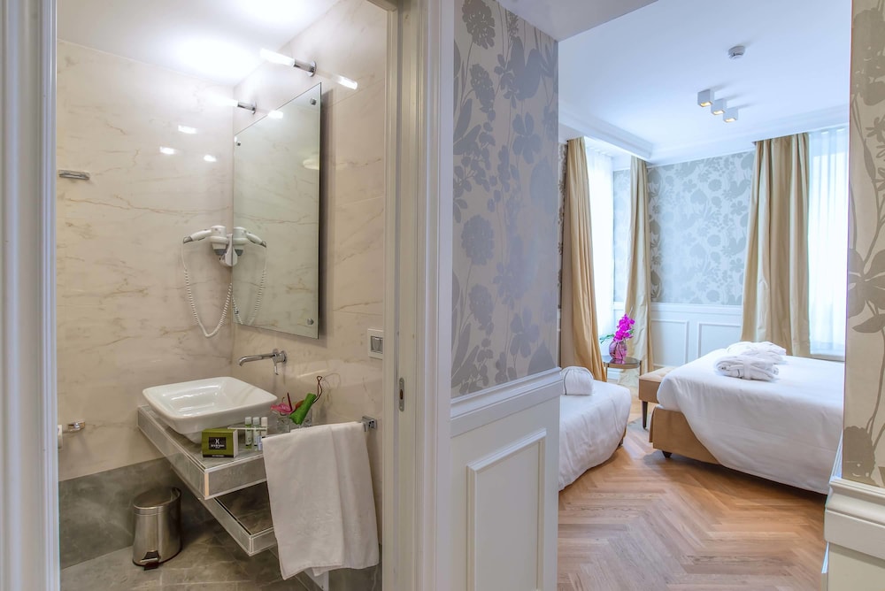 Hotel Damaso - Photo 121
