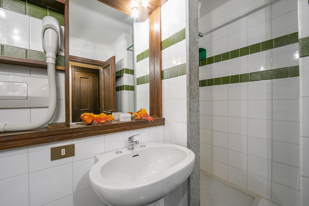 Family Apartment, 1 Bedroom, Mountainside (Grange Hike & Ski - 15d Sestriere) photo 3