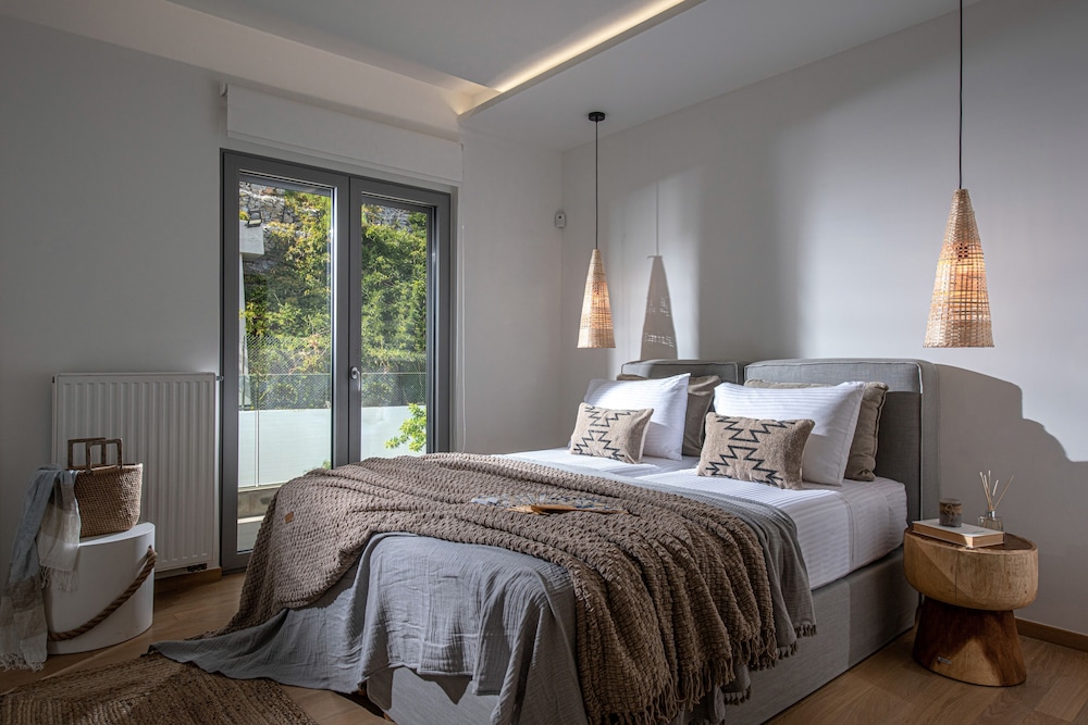 Luxury Villa, 6 Bedrooms, Private Pool, Sea View photo 3