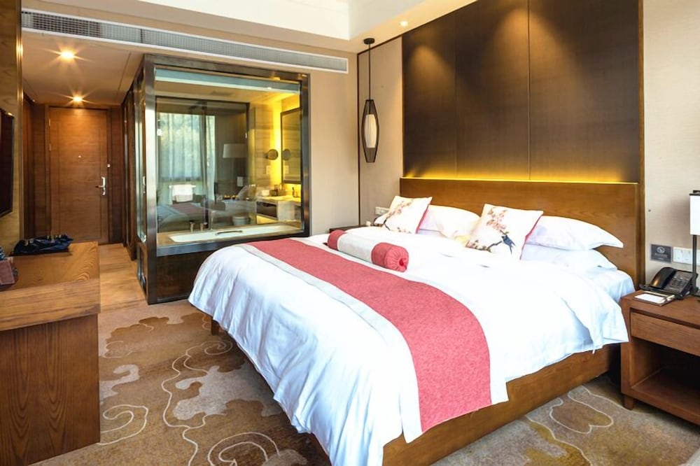 Deluxe Double Room, Garden View photo 1