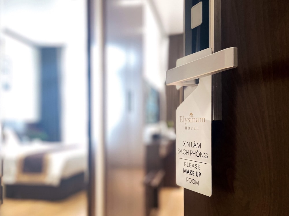 Standard Twin Room - Photo 4