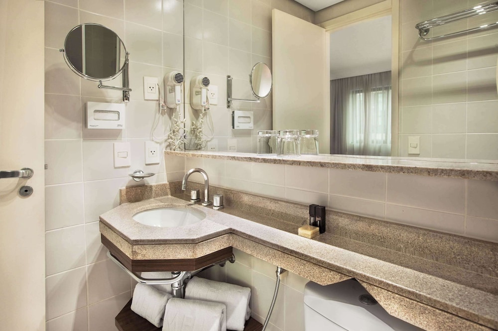 Room (Melia Twin) photo 2