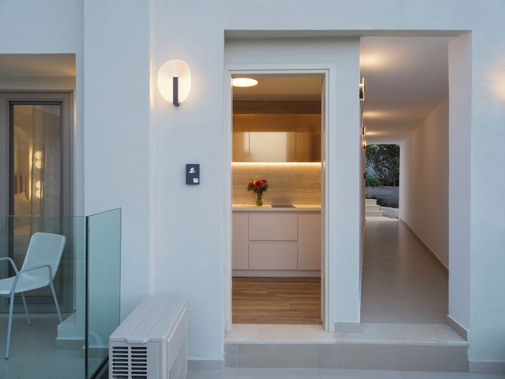 Junior Suite with Sea View photo 2
