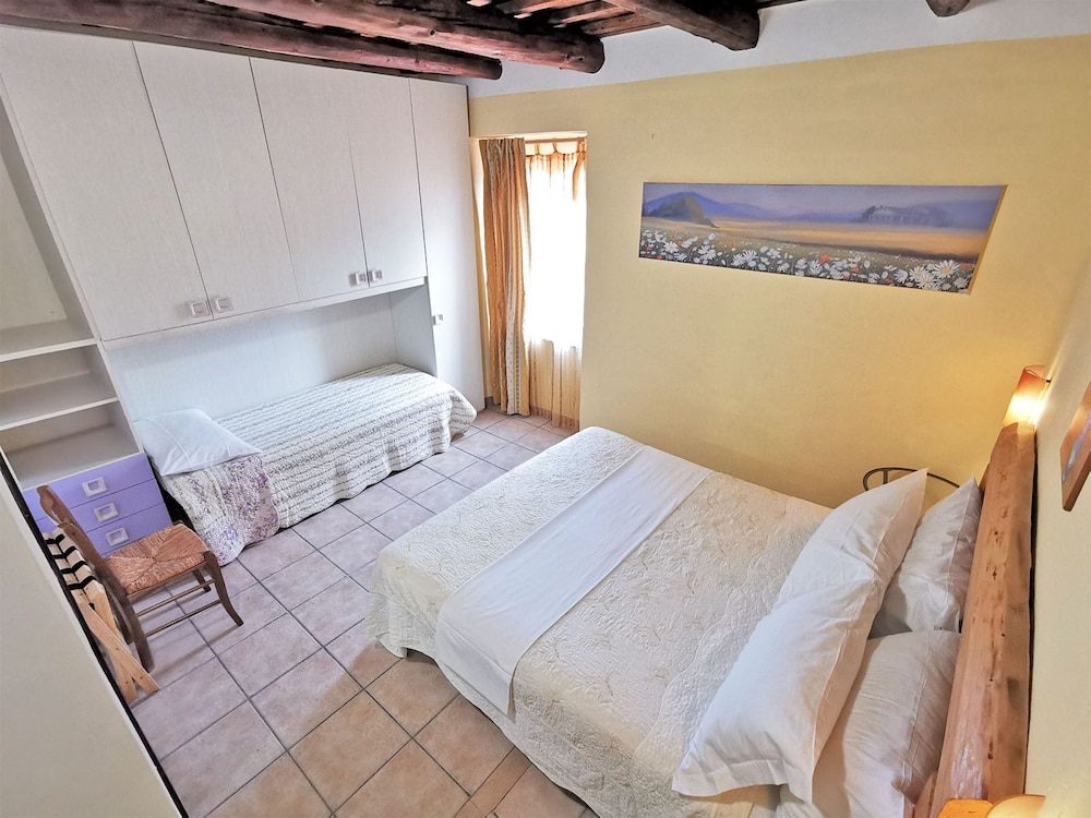 Premium Triple Room photo 2