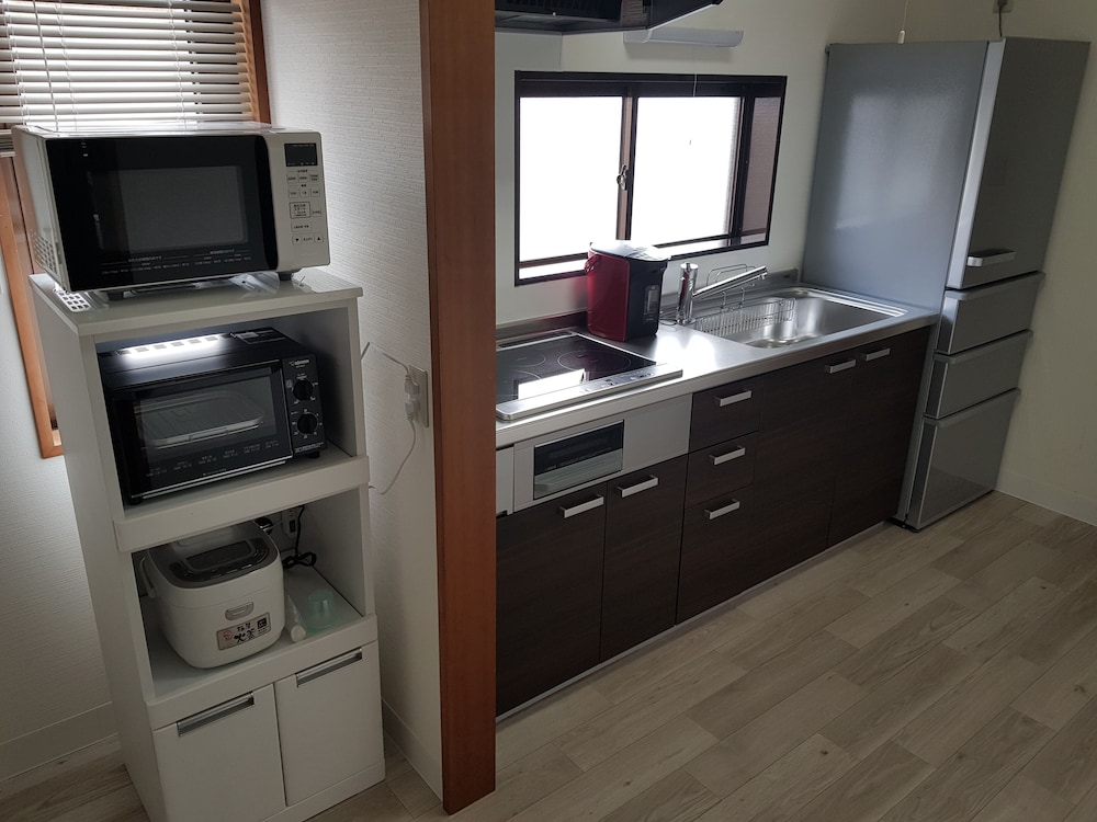 Deluxe Room, Non Smoking - Photo 6