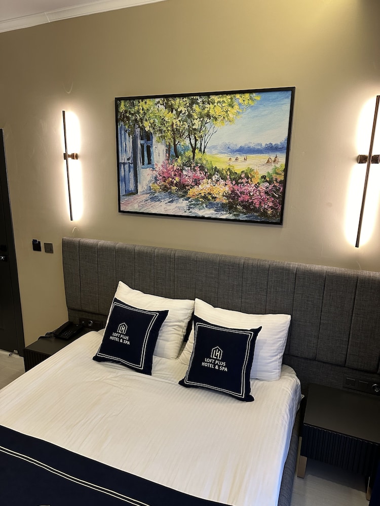 Deluxe Double Room - Photo 1