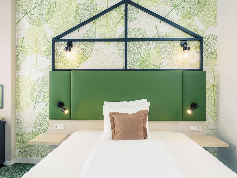 Privilege, Standard Room, 1 Queen Bed - Photo 5